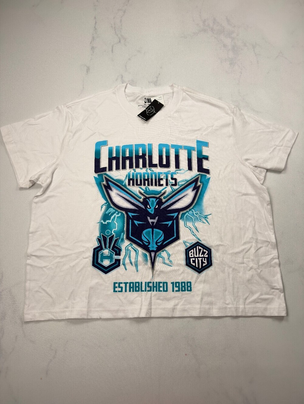 Mad Engine Global NBA Charlotte Horenets T Shirt White 2010s Graphic - Mens XXL